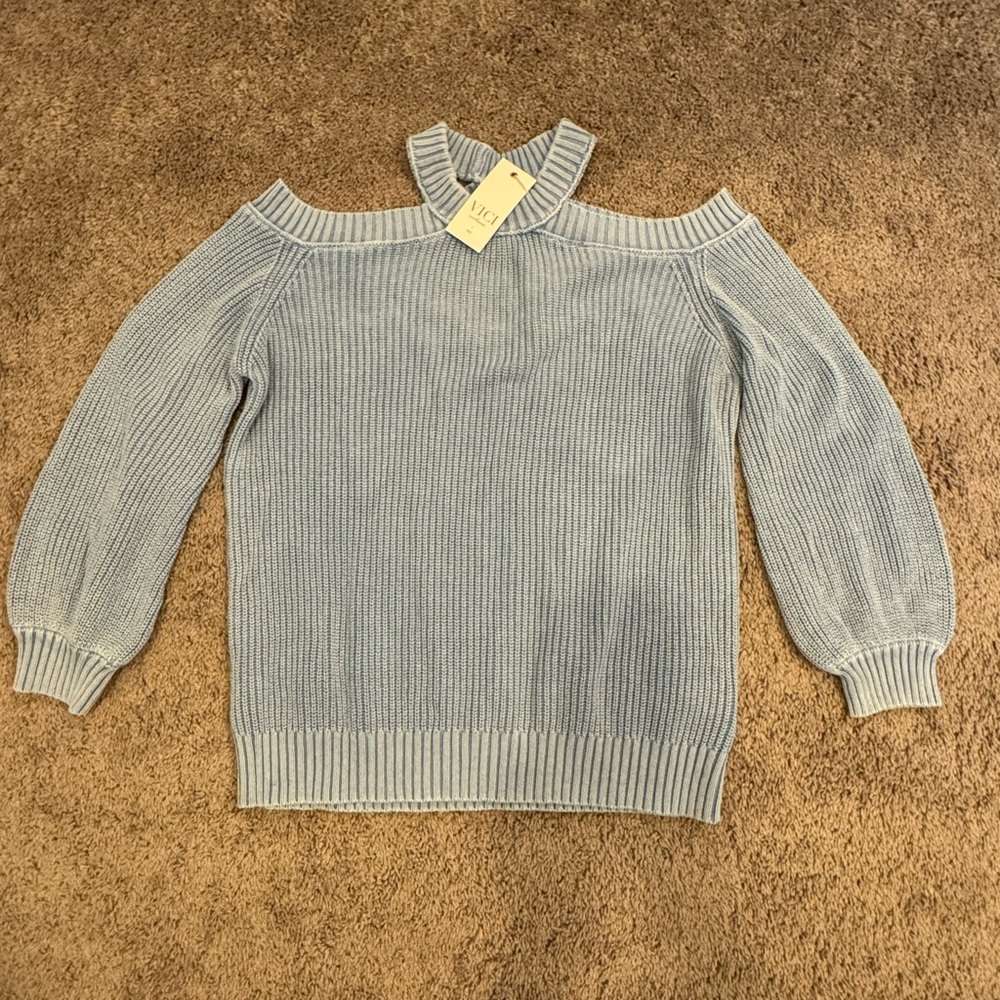 Vici cold shoulder sweater